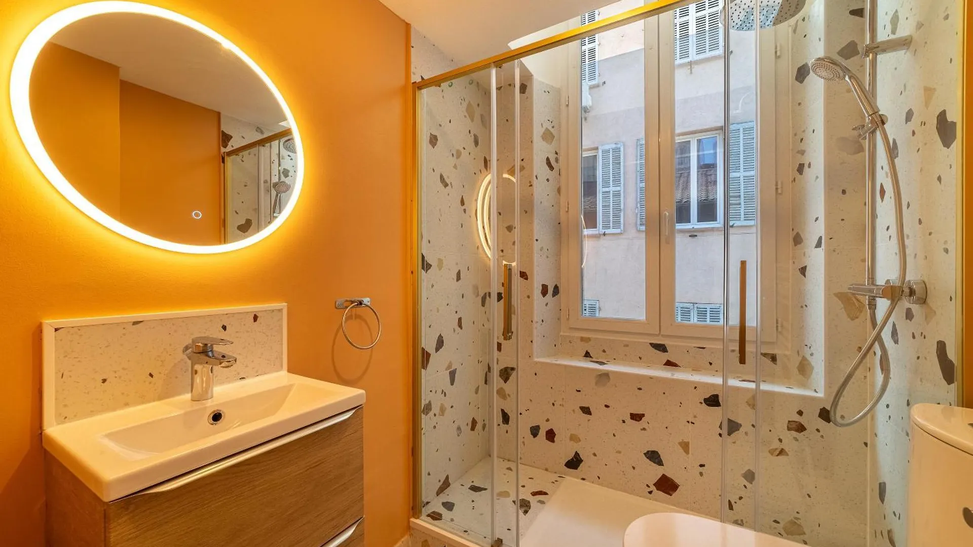 La Cle - Clim - Wifi - Gare - Centre Toulon Apartment